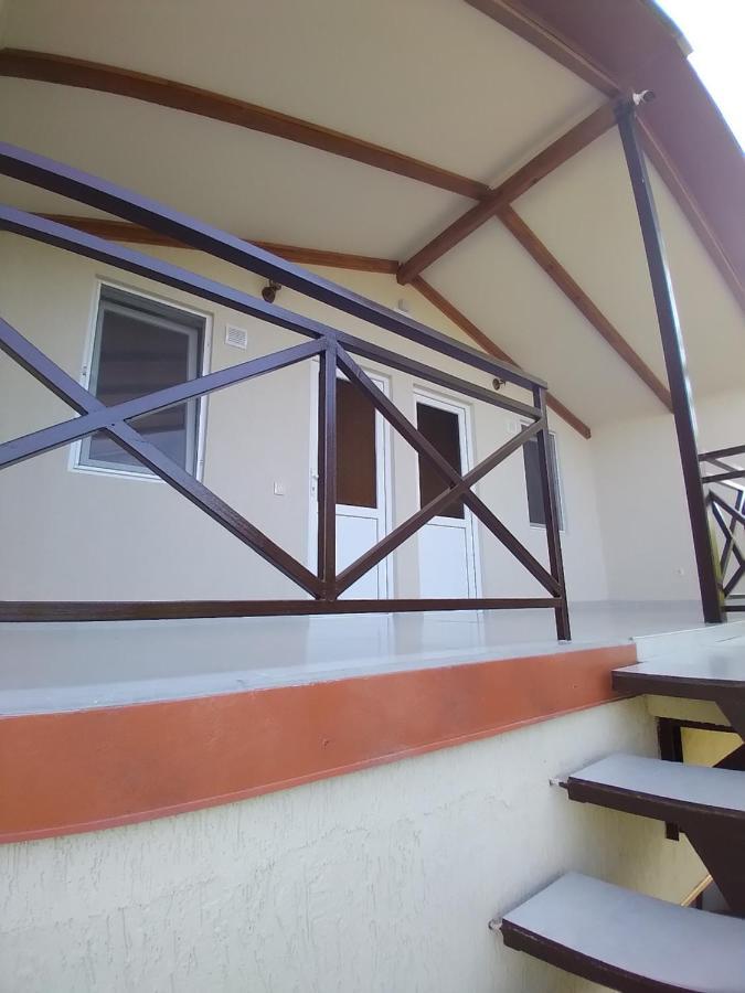 Апарт-Отель "У Речки" Kuchkisabano Exterior foto